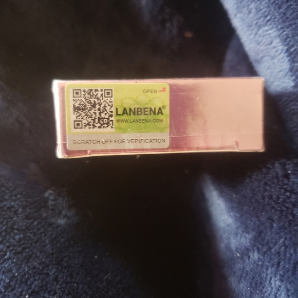 Lanbena - Lip Mask & Lip Balm - Picture 3 of 6